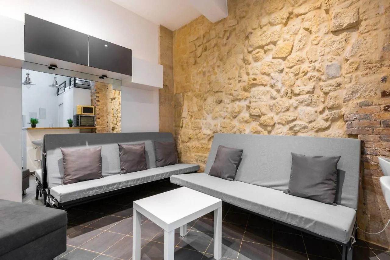 Luckey Homes - Rue De Clery Apartment *